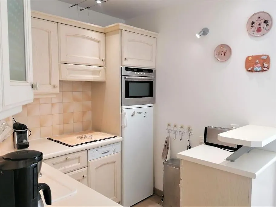 Apartment Appartement Mas De La Mer, 5Mn Plage, Piscine Saint Aygulf